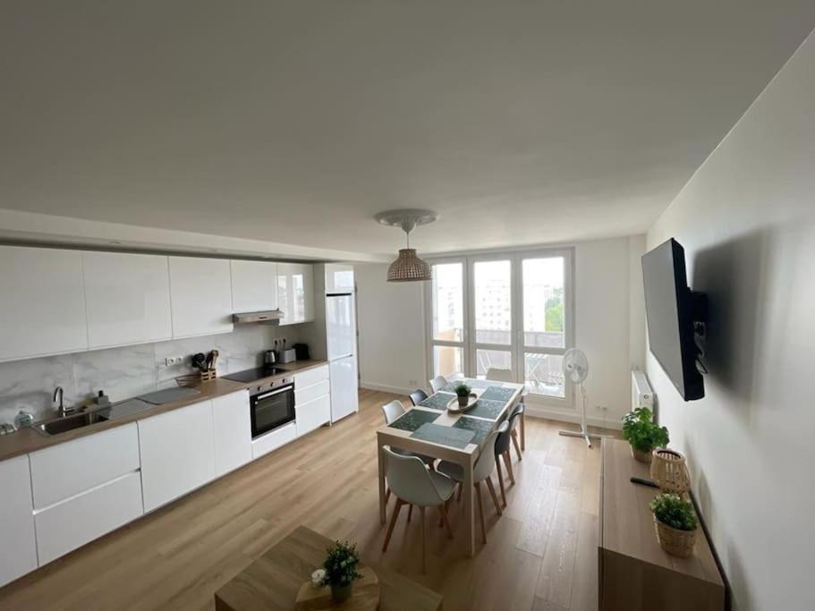 9 Mi From Stade De France - Charming 5-room *